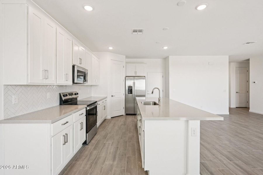 11-web-or-mls-W Camino de Oro-S1103-011