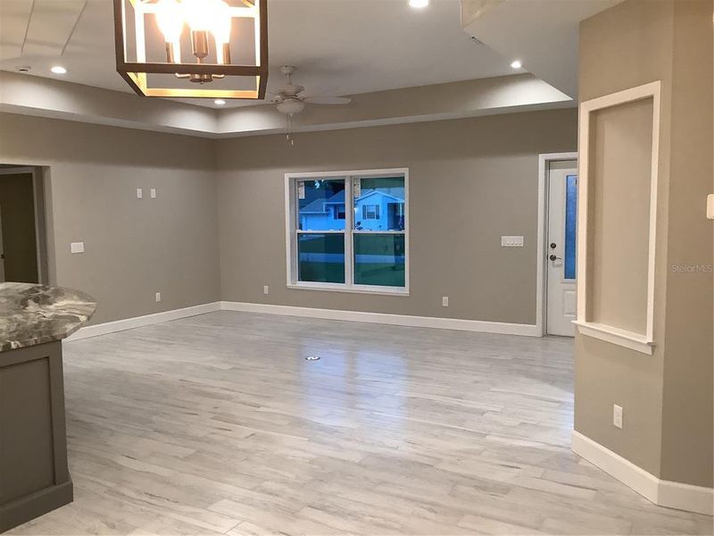 Spacious, unfurnished interior of a new home in , Port Charlotte (Image 19).