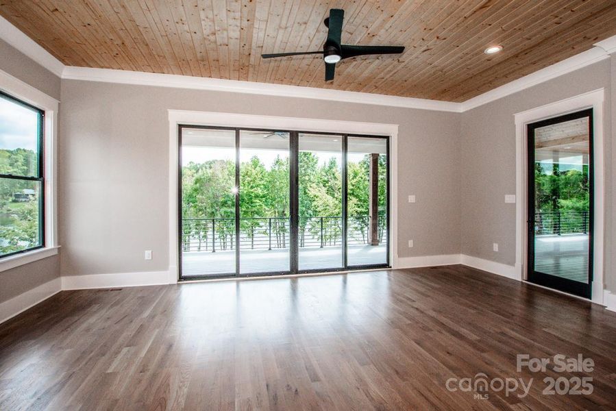 Spacious, unfurnished interior of a new home in , Troutman (Image 20).
