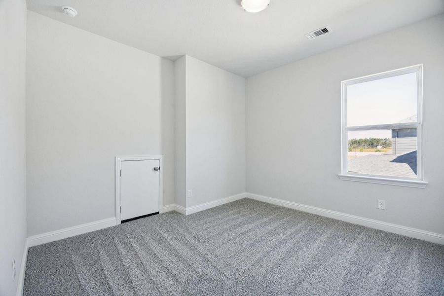 Spacious, unfurnished interior of a new home in Saint Tropez, Huffman (Image 23). Spacious, unfurnished interior of a new home in Saint Tropez, Huffman (Image 23).