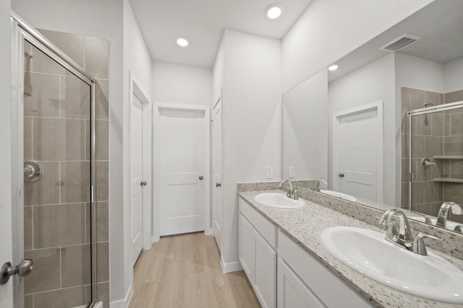 Furnished interior view inside a new home in Riverwood Ranch, Angleton (Image 12). Furnished interior view inside a new home in Riverwood Ranch, Angleton (Image 12).