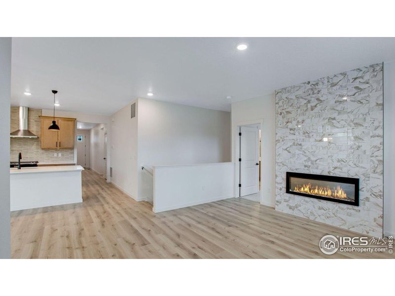 Spacious, unfurnished interior of a new home in Hansen Farm, Fort Collins (Image 27).