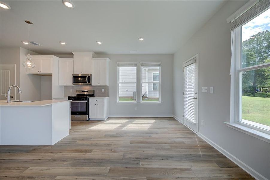 Spacious, unfurnished interior of a new home in Abbotts Crossing, Conyers (Image 18).