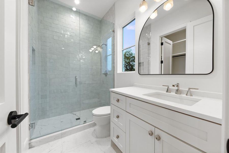 Furnished interior view inside a new home in , Dallas (Image 12).
