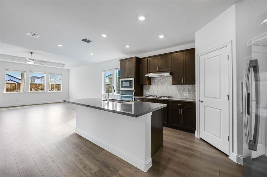 14908 Hierba Mora ~ Ready Now