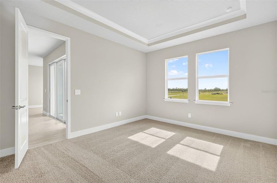 Spacious, unfurnished interior of a new home in Wellen Park, Venice (Image 26).