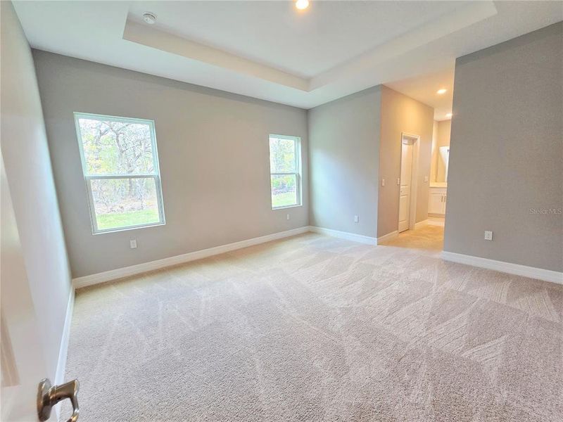 Spacious, unfurnished interior of a new home in , Homosassa (Image 65).