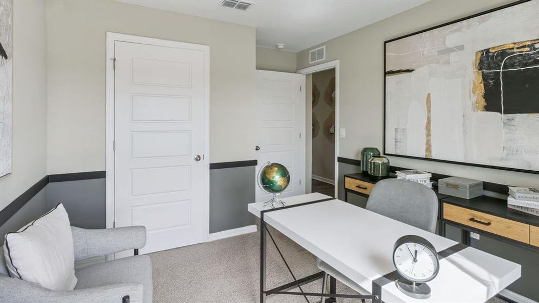 Furnished interior view inside a new home in , Winter Haven (Image 7).