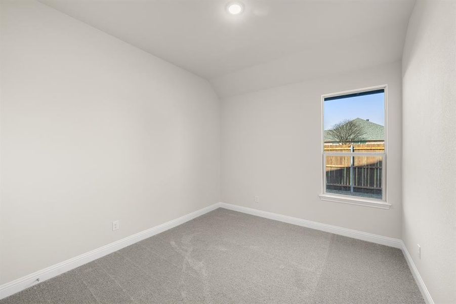 901 Meadowview- Bedroom-2