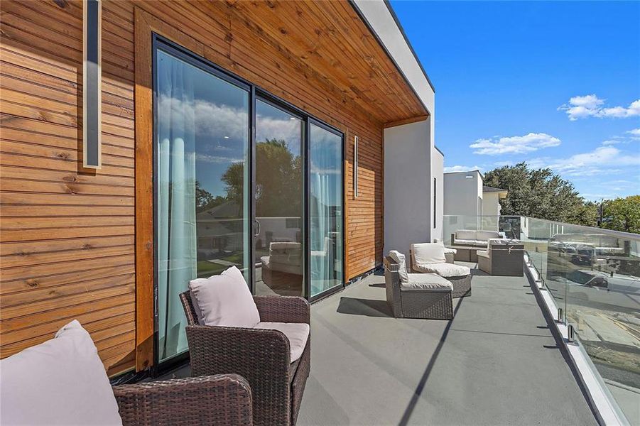 Balcony with an outdoor living space