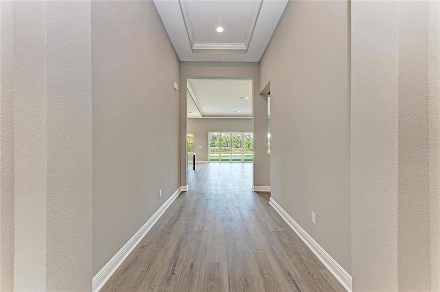 Spacious, unfurnished interior of a new home in North River Ranch, Parrish (Image 26).