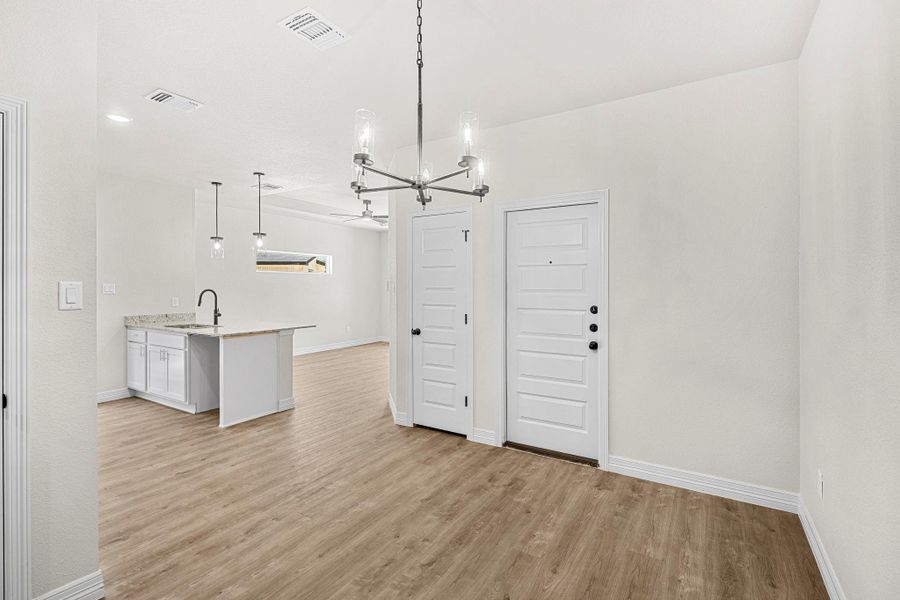 Spacious, unfurnished interior of a new home in , Killeen (Image 15). Spacious, unfurnished interior of a new home in , Killeen (Image 15).