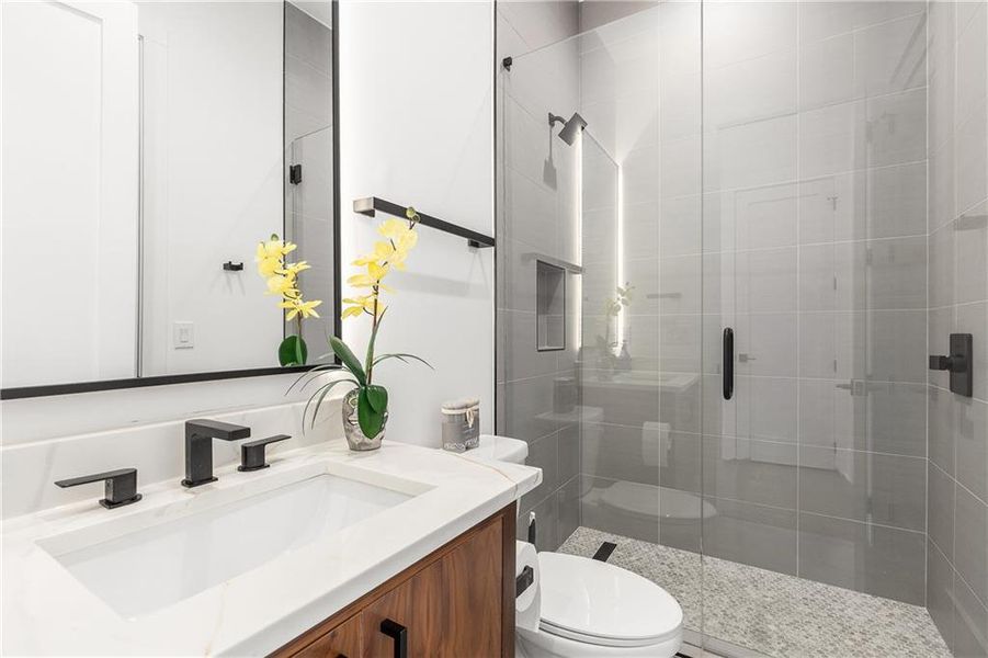 Furnished interior view inside a new home in , Brookhaven (Image 38).