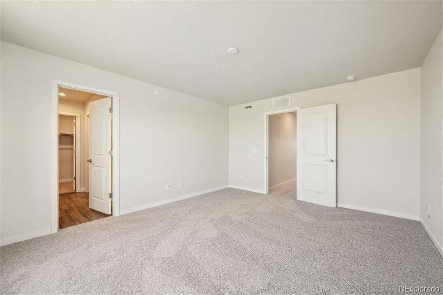 Spacious, unfurnished interior of a new home in Legato, Commerce City (Image 9). Spacious, unfurnished interior of a new home in Legato, Commerce City (Image 9).