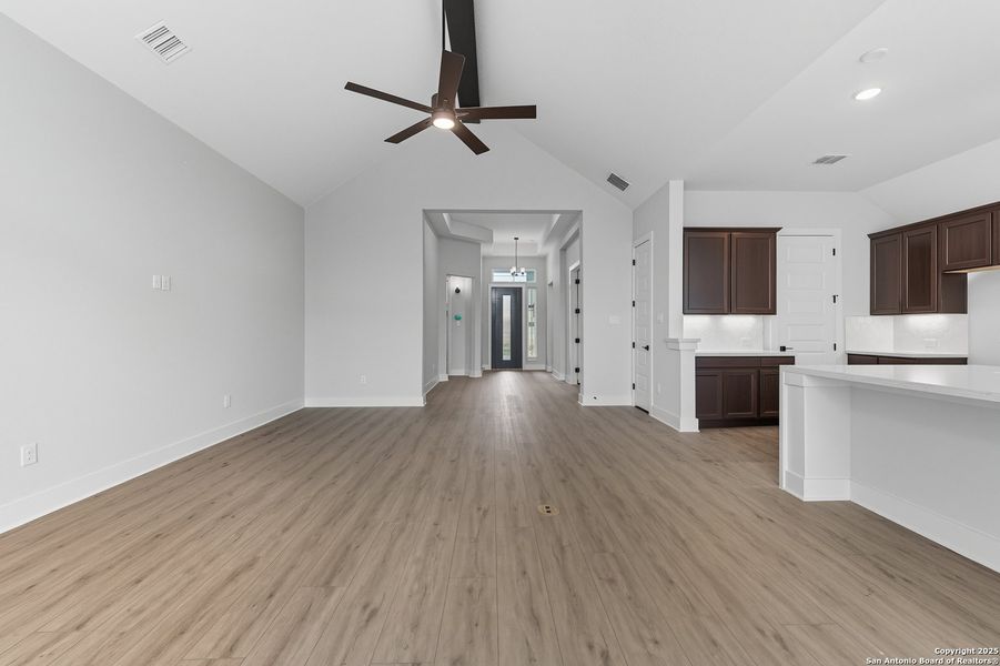 Spacious, unfurnished interior of a new home in The Reserve at Potranco Oaks, Castroville (Image 21).