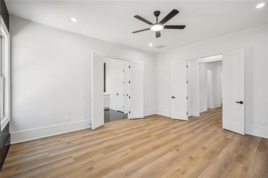 Spacious, unfurnished interior of a new home in , Gainesville (Image 39).