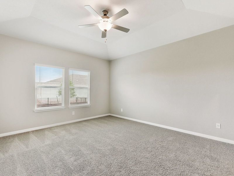 Spacious, unfurnished interior of a new home in Lakeside Meadows, Pflugerville (Image 10).