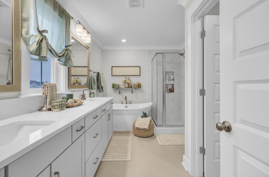 Furnished interior view inside a new home in Lochton, Summerville (Image 16).