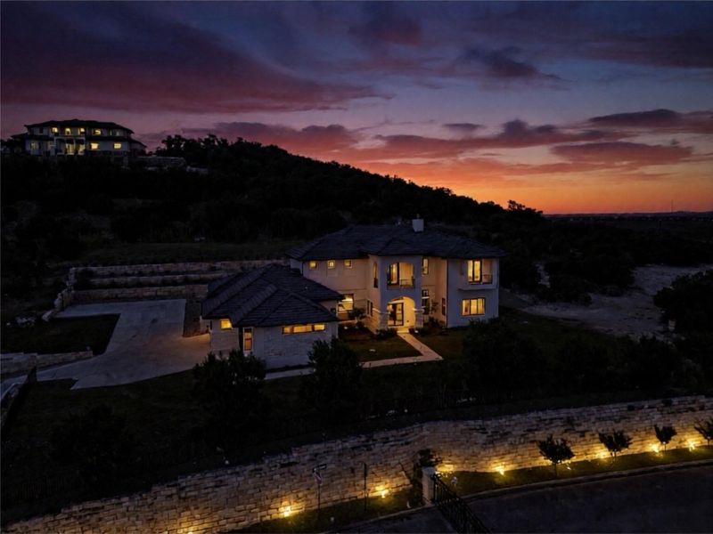 Image 36 of a home in .