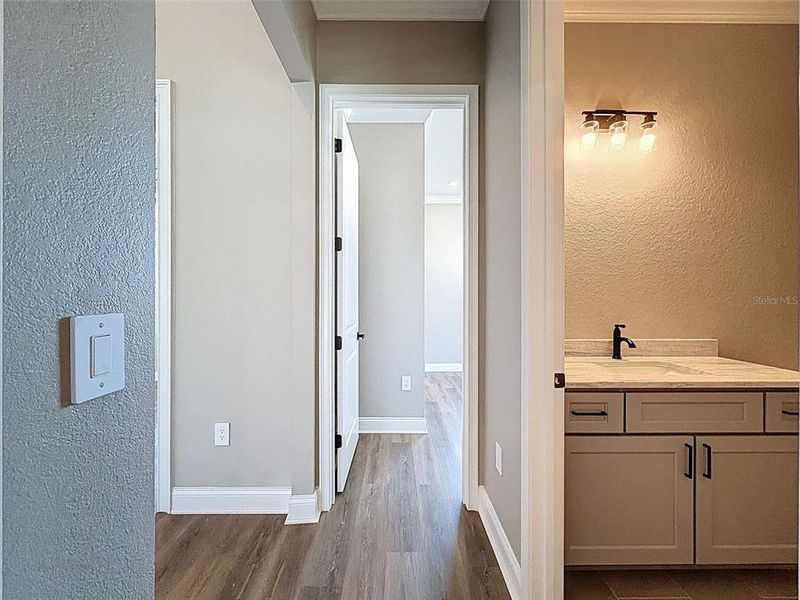 Spacious, unfurnished interior of a new home in , Lakeland (Image 57).