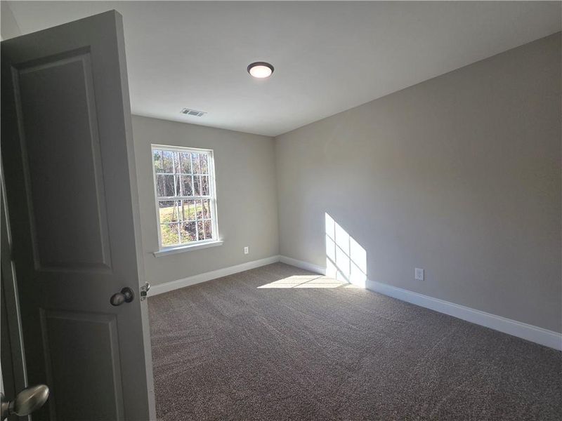 Spacious, unfurnished interior of a new home in , Gainesville (Image 26).