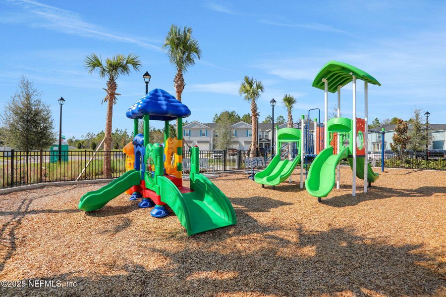 Community amenities in , Middleburg (Image 46).