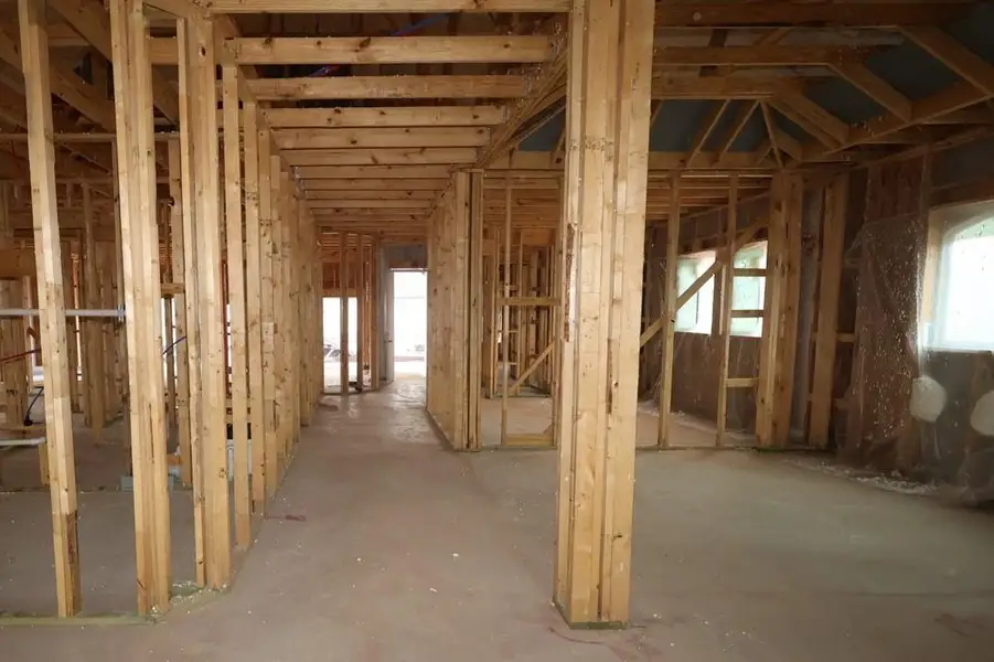 Spacious, unfurnished interior of a new home in Grand Central Park 55' Homesites, Conroe (Image 4). Spacious, unfurnished interior of a new home in Grand Central Park 55' Homesites, Conroe (Image 4).