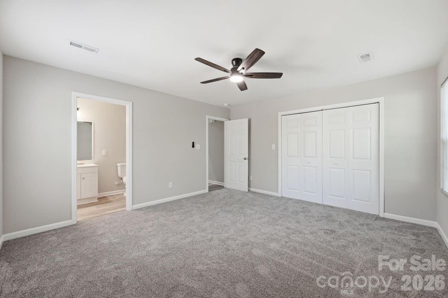 Spacious, unfurnished interior of a new home in , York (Image 16).