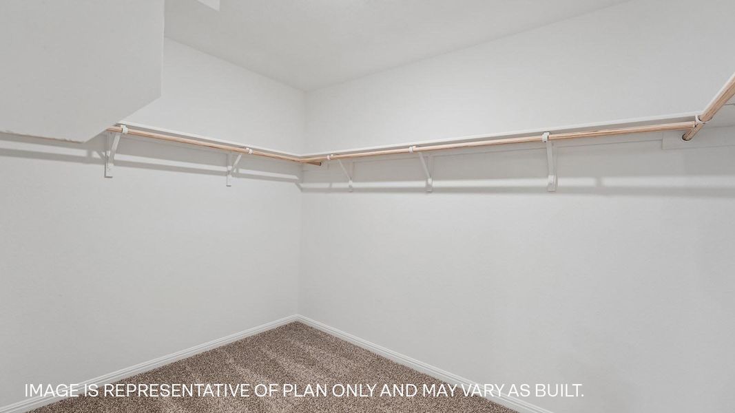 Spacious, unfurnished interior of a new home in Bar W Ranch, Leander (Image 23).
