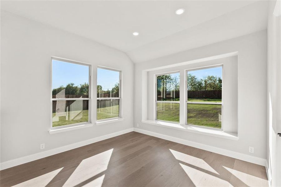 Spacious, unfurnished interior of a new home in Crystal Lake Estates, Red Oak (Image 33). Spacious, unfurnished interior of a new home in Crystal Lake Estates, Red Oak (Image 33).