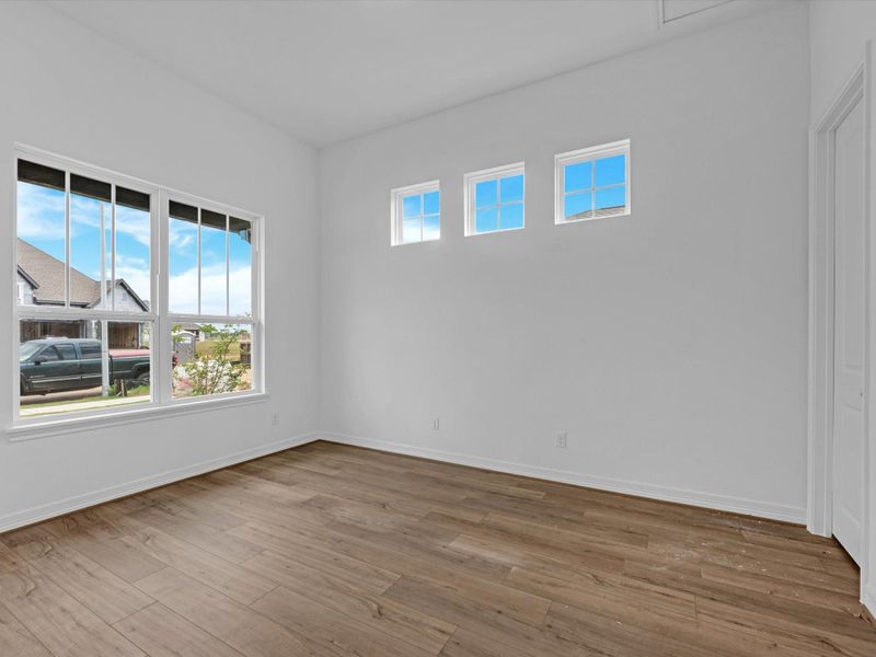 Spacious, unfurnished interior of a new home in Wildrye, Waller (Image 18).