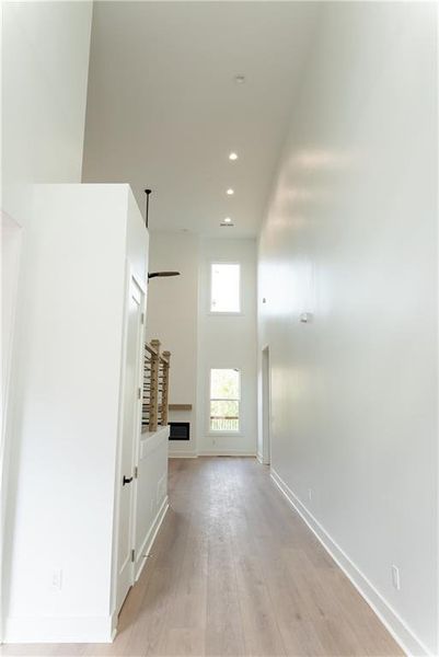 Spacious, unfurnished interior of a new home in , Atlanta (Image 43).