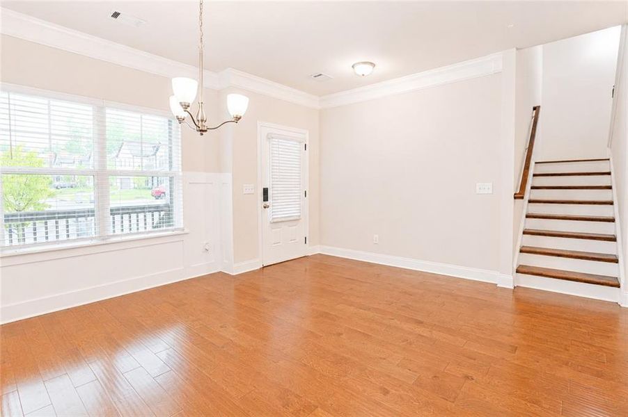 Spacious, unfurnished interior of a new home in , Auburn (Image 25).