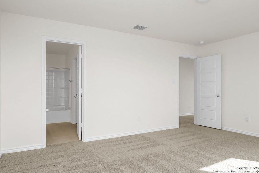 Spacious, unfurnished interior of a new home in Southton Cove, Elmendorf (Image 17).