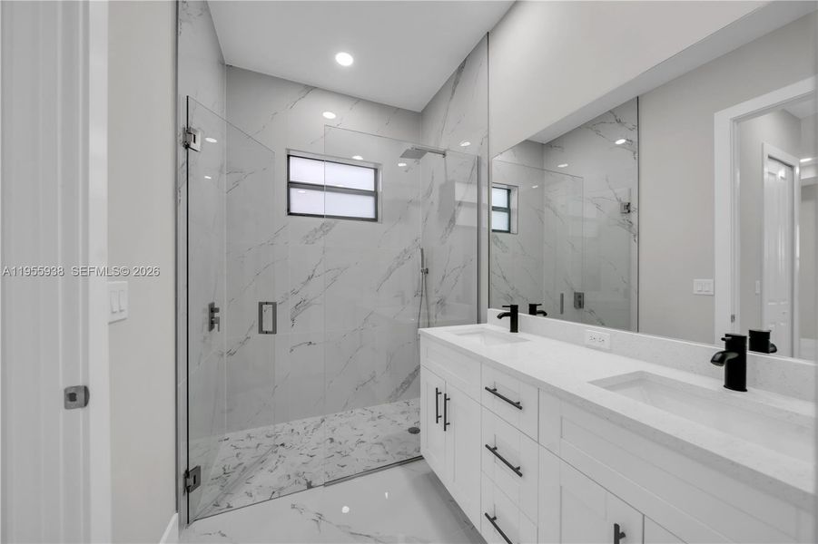 Furnished interior view inside a new home in , Lehigh Acres (Image 7).