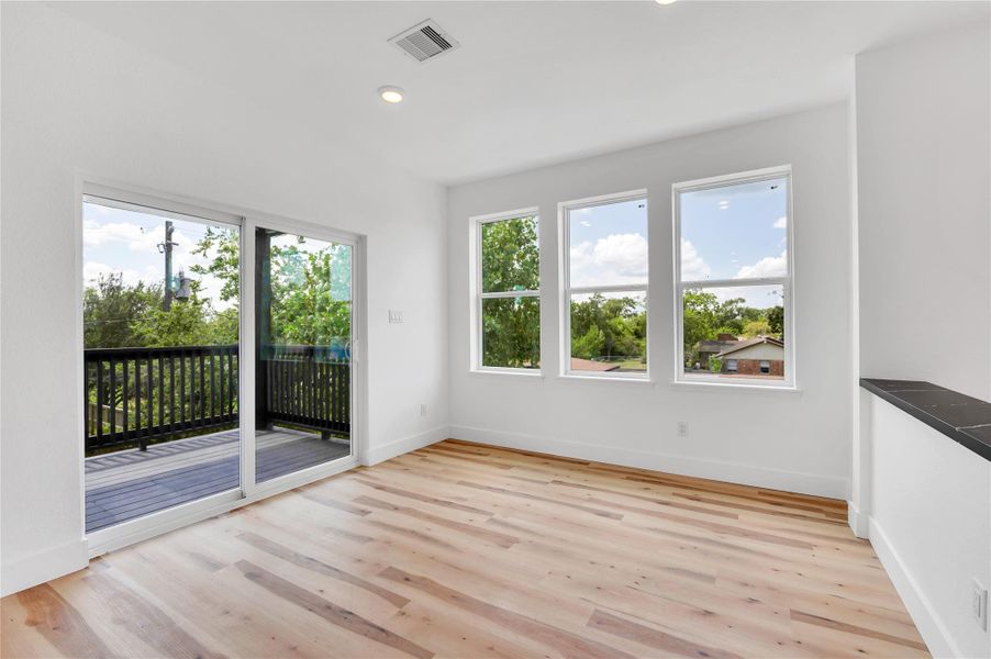 Spacious, unfurnished interior of a new home in , Shoreacres (Image 38).