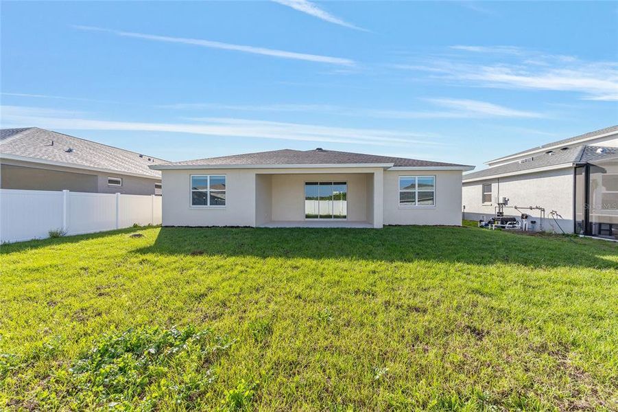 Exterior details and patio area of a home in Calesa Township, Ocala (Image 4). Exterior details and patio area of a home in Calesa Township, Ocala (Image 4).