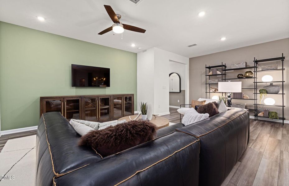 27-web-or-mls-7K5A2709 (2)