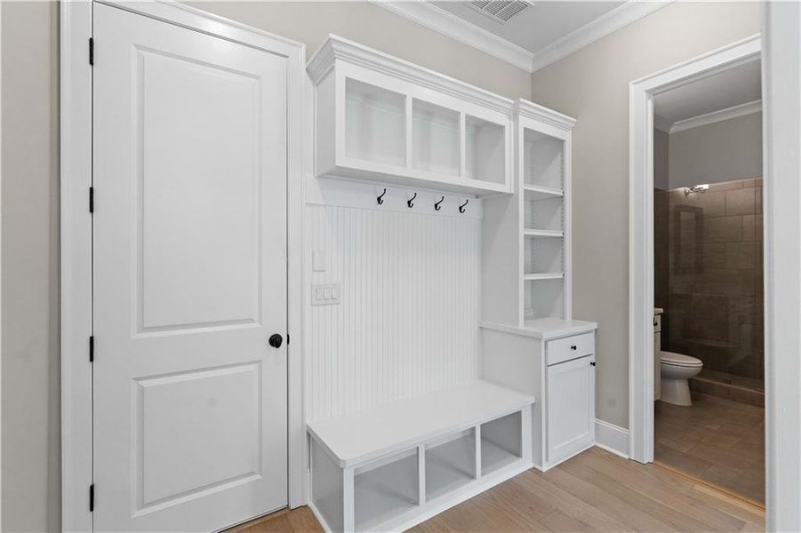 Furnished interior view inside a new home in Bellwyn, Johns Creek (Image 8).