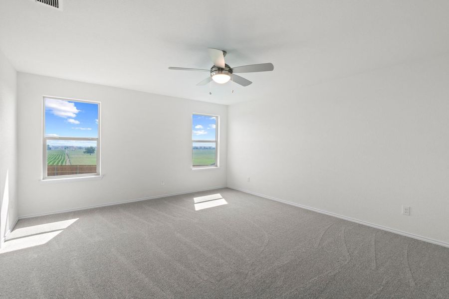 Spacious, unfurnished interior of a new home in Salerno - Classic Collection, Round Rock (Image 25). Spacious, unfurnished interior of a new home in Salerno - Classic Collection, Round Rock (Image 25).