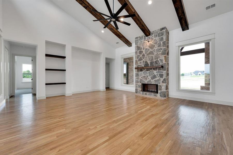 Spacious, unfurnished interior of a new home in , Midlothian (Image 26).