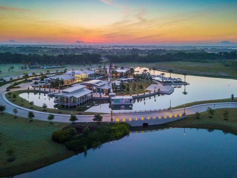 Community amenities in , Iowa Colony (Image 9).