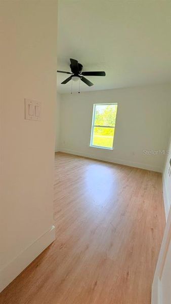 Spacious, unfurnished interior of a new home in , Ocklawaha (Image 33).