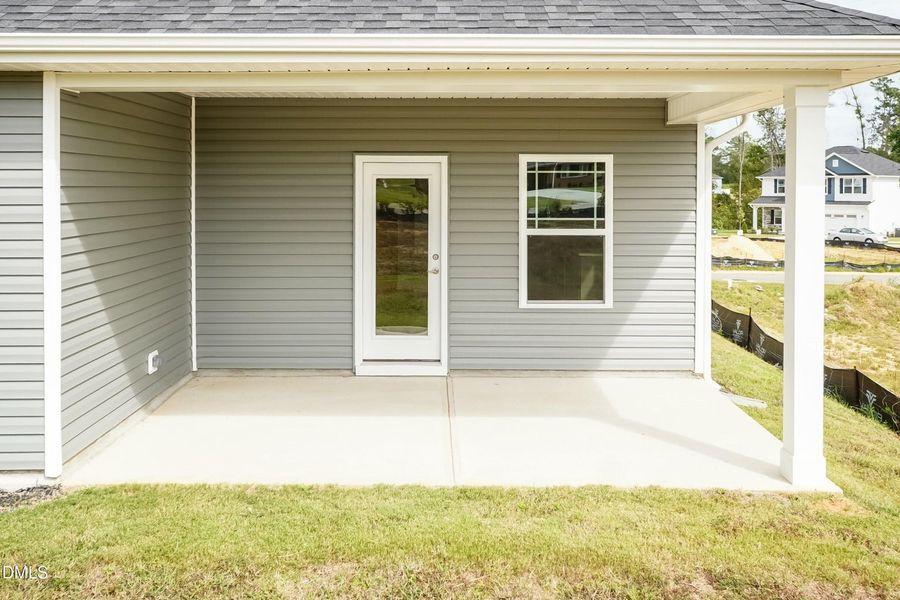 Exterior details and patio area of a home in Southern Estates, Sanford (Image 3).