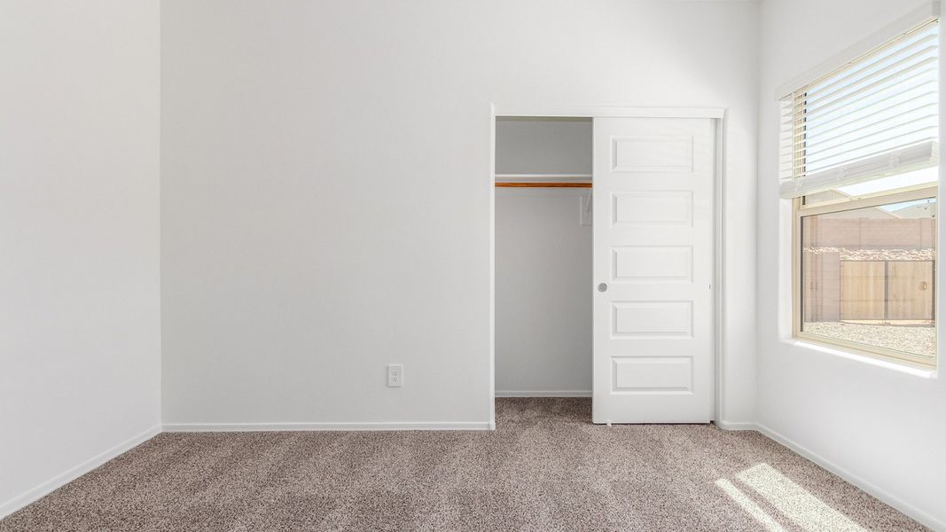 Spacious, unfurnished interior of a new home in Sycamore Vista, Vail (Image 28).