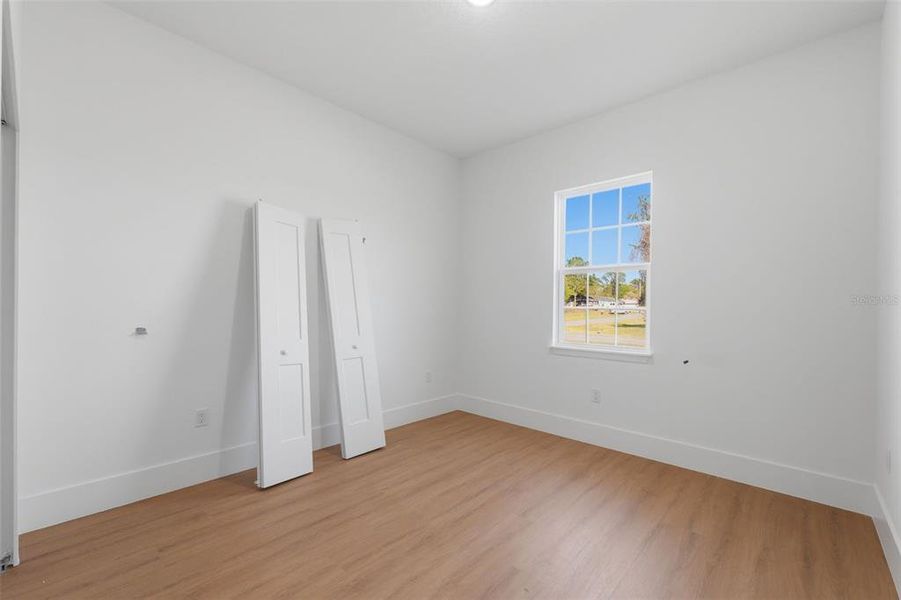 Spacious, unfurnished interior of a new home in , Ocala (Image 30).
