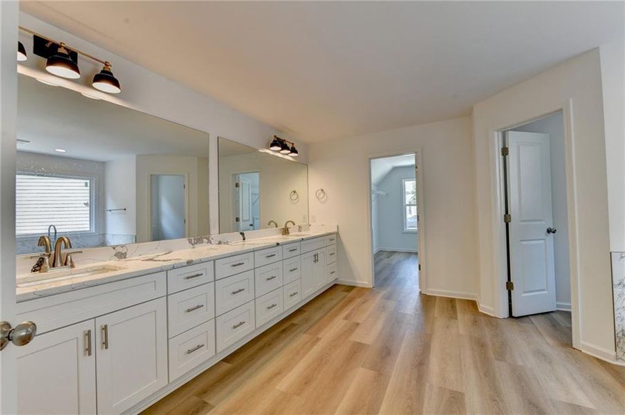 Furnished interior view inside a new home in , Gainesville (Image 16).