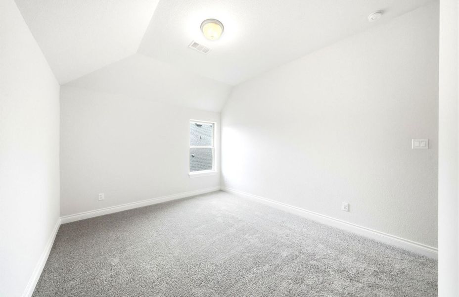 Spacious, unfurnished interior of a new home in The Highlands 55′, Porter (Image 28).