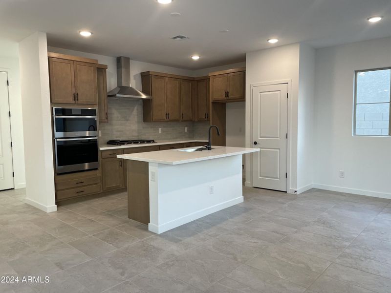 Rev Lot 83 - Kitchen