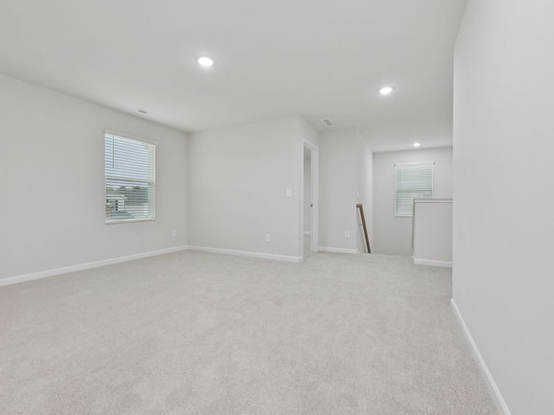 Spacious, unfurnished interior of a new home in Oak Manor - Signature Series, Garner (Image 14).